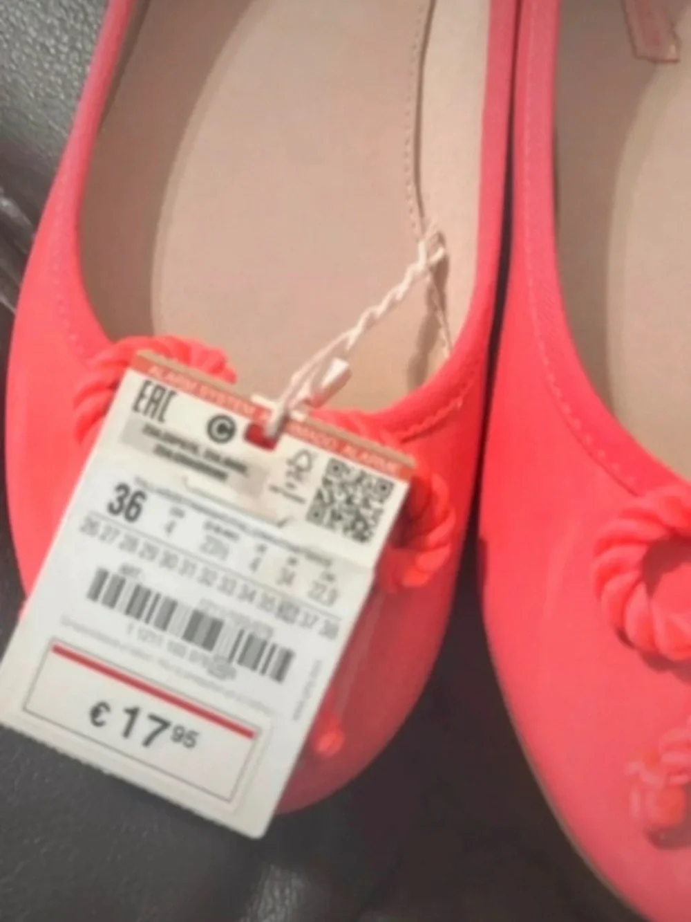Zara Girls coral ballet flats USA ( 4 T) Europa 36
